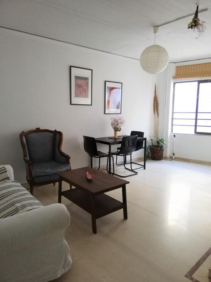 5Th Floor Apartment With Balcony Aten Exteriör bild