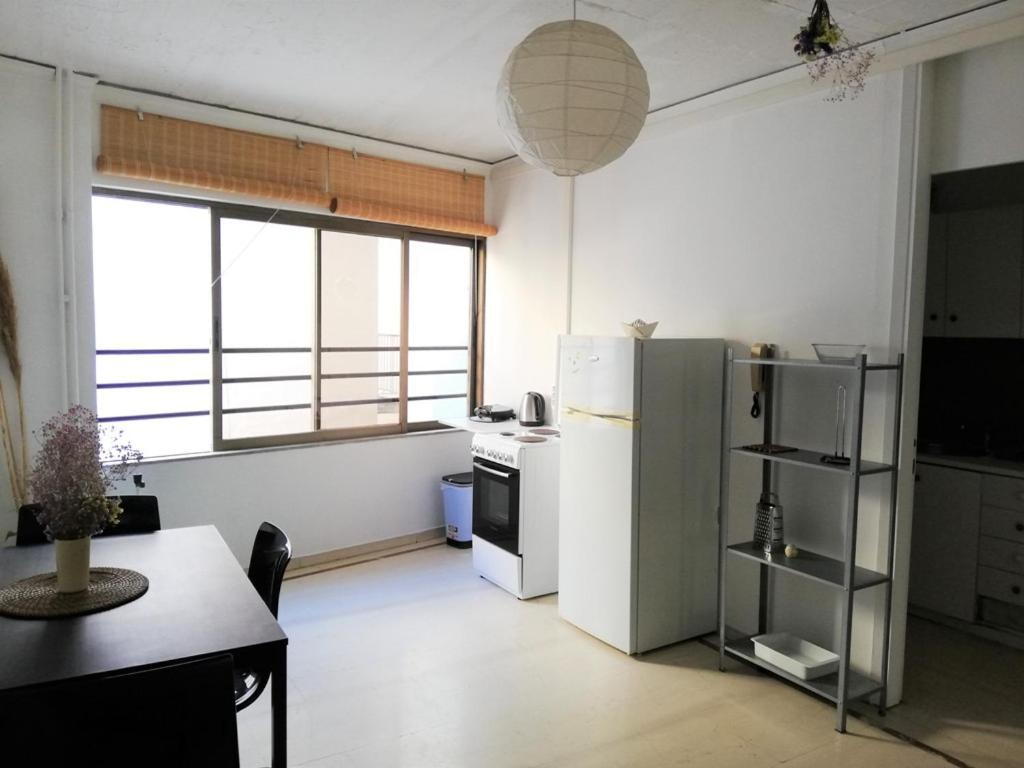 5Th Floor Apartment With Balcony Aten Exteriör bild